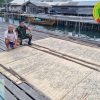 Babinsa Koramil 06/Senayang Ajak Nelayan Utamakan Keselamatan Saat Cuaca Buruk