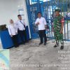Babinsa Tanjung Kelit Koramil 06/Senayang Laksanakan Patroli Siskamling Bersama Unsur Syahbandar di Pelabuhan