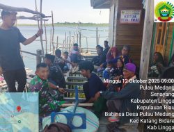 Babinsa Pulau Medang Koramil 06/Senayang Ajak Pemuda Jaga Kebersihan dan Keamanan Lingkungan