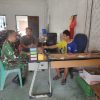 Babinsa Koramil 01/Kota Ajak Warga Pelantar Dua Jaga Kesehatan dan Keamanan