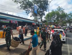 Sinergi TNI-Polri dan Warga, Pasar Bestari Bintan Center Dibersihkan Lewat Gotong Royong
